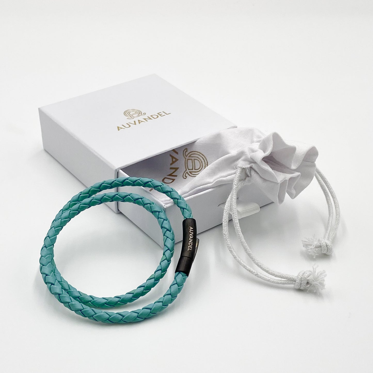 2BRAIDED leather strap